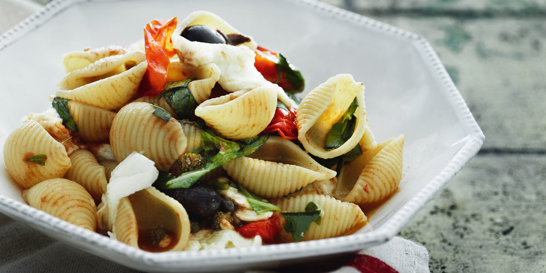 Pastamuslinger med middelhavssmag